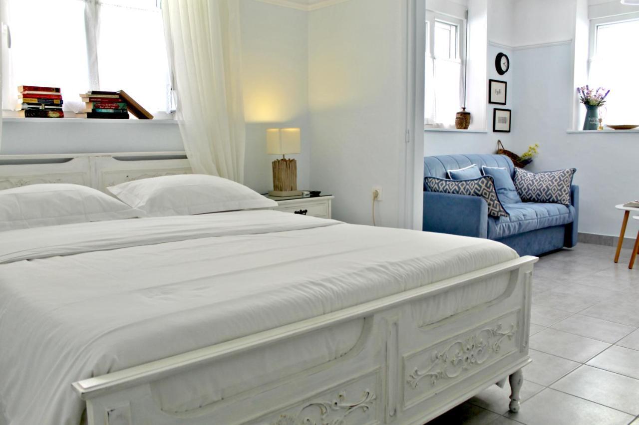 By The Acropolis, In The Heart Of Plaka! Apartment Athena Bagian luar foto